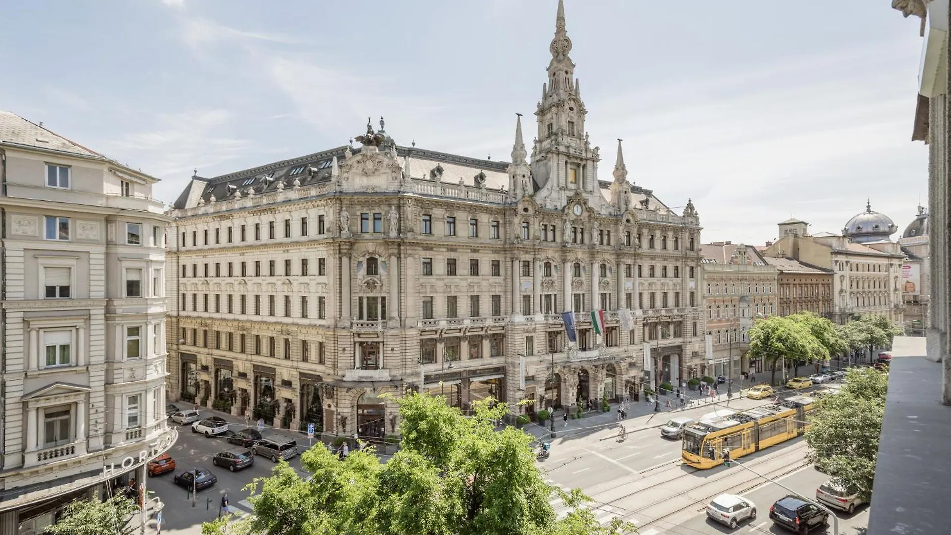 Luxe, Minimal 3Dbr Apt-Stunning New York Cafe View Budapest 0*,  Hungary